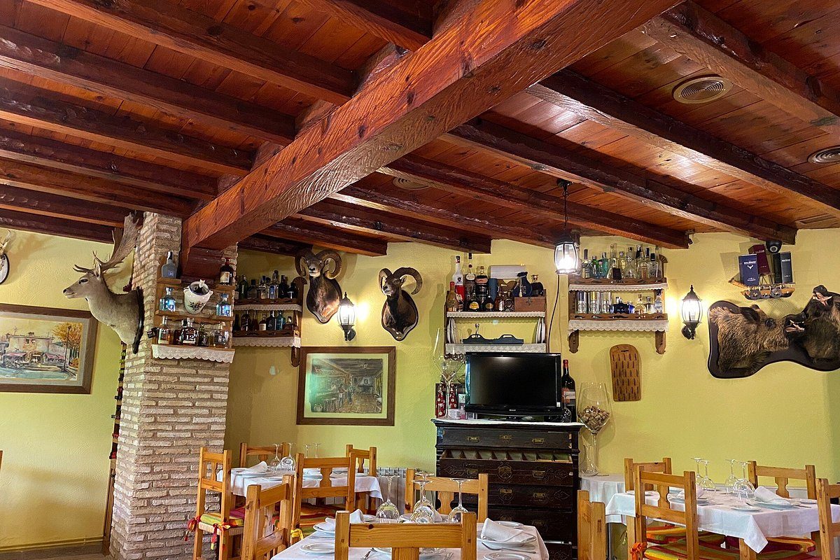 El Mesón Restaurant