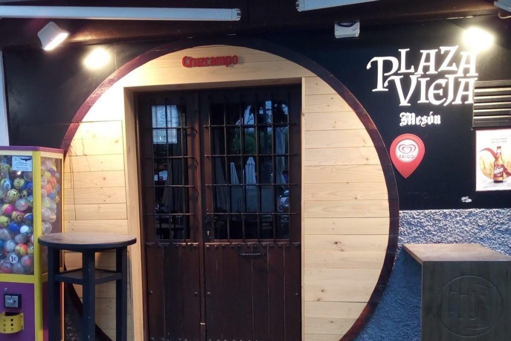 Read more about the article Mesón Plaza Vieja Restaurant