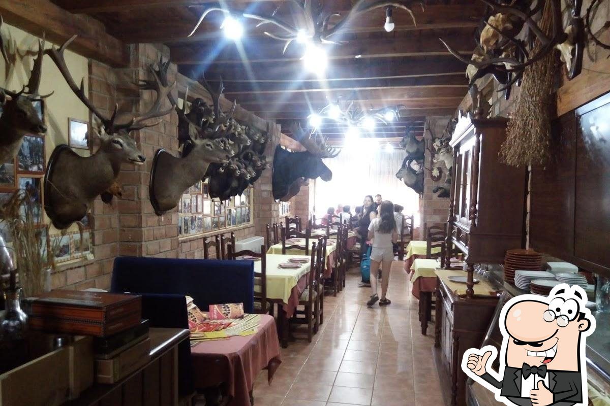 Mesón El Parral Restaurant