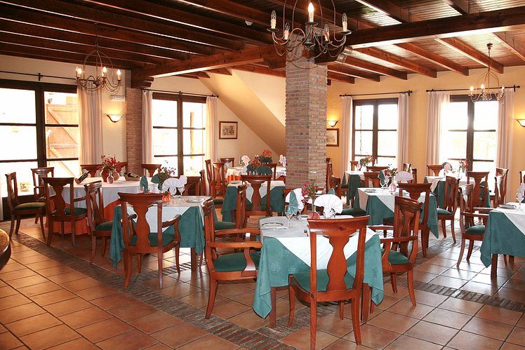 Read more about the article Restaurant – Los Nogales & SPA H**** Rural